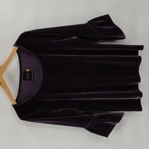 Lysse Purple Velour Scoop Neck Top w Ruffled Bell Sleeves Size Medium stretch